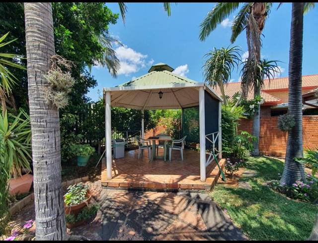 2 BEDROOM HOUSE FOR SALE IN MONTANA PARK